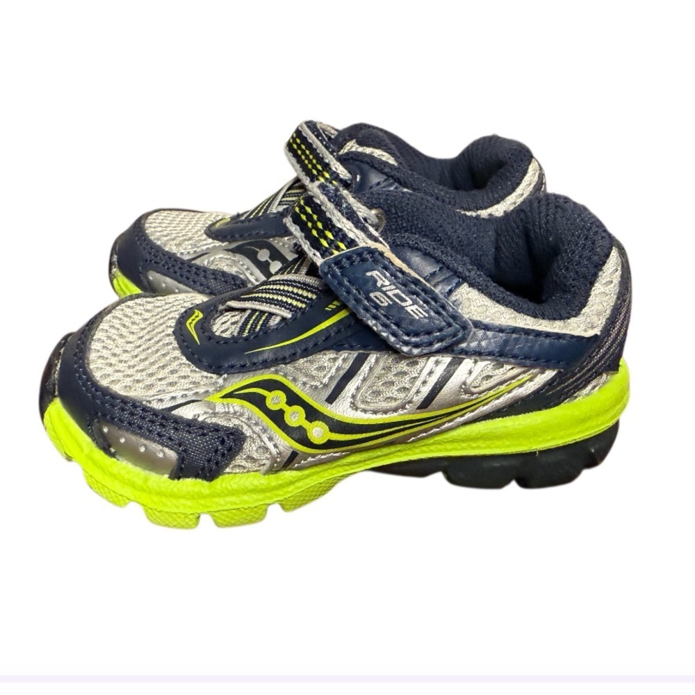 Saucony Kids Ride 10 Jr Navy And Neon Yellow/Green Sneakers-Like New Size 5w — image 4 of 8